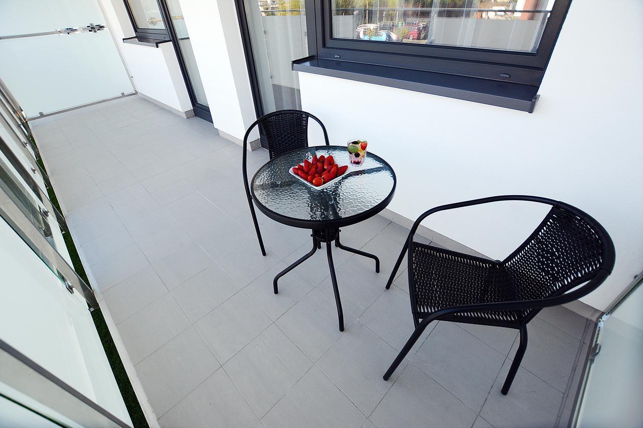 Blue Park Apartament Blizej Morza Kasprowicza โควอบเซก ภายนอก รูปภาพ